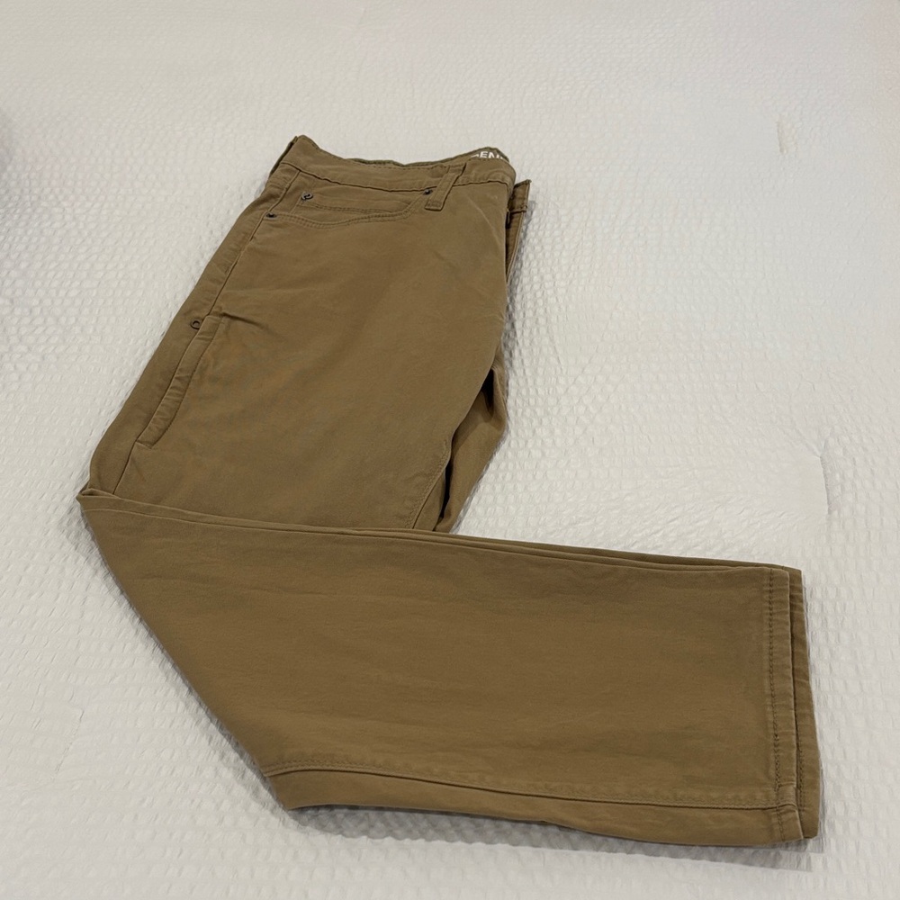 Levi's denizen 231 athletic fit Men's Brown Chinos waist 33 length 30
